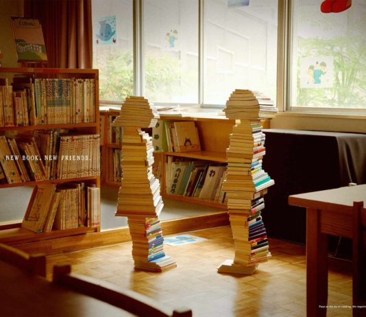 « Les livres sont au-delà du savoir » : Quand l’Art parle aux libraires