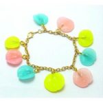 548311_391588217615128_2049