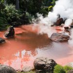 small-red-hot-spring-in-beppu-japan-3840×2160