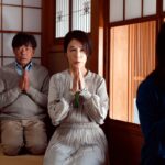 Le Jardin zen : de la « bonne épouse » à la secte japonaise Le Jardin zen : de la "bonne épouse" à la secte japonaise