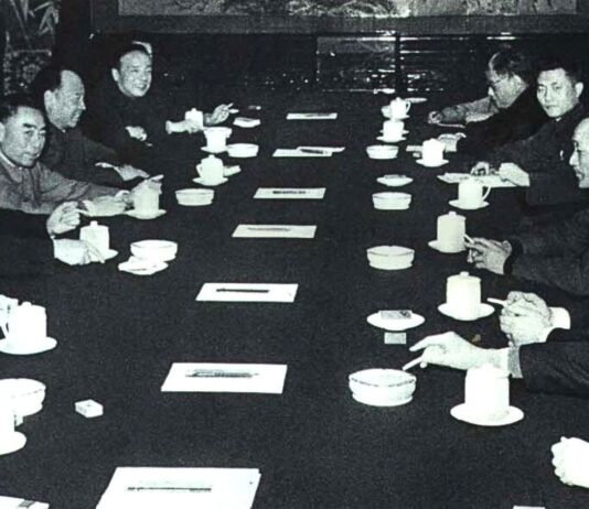 Parti communiste japonais : 100 ans d’opposition pacifiste Parti Communiste Japonais : 100 ans d'opposition pacifiste