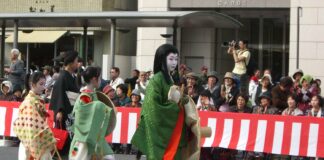 Jidai Matsuri : des geiko défilent en femmes célèbres