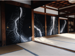 Le temple comme galerie : quand le sacré expose de l’art contemporain