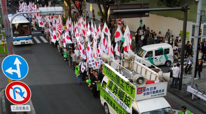 L’extrême droite japonaise, entre violence et impunité