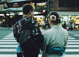Couple mixte au Japon : deux cultures, un quotidien qui s’apprend