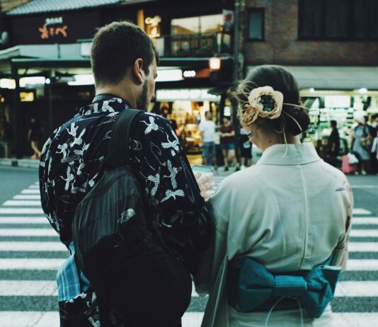 Couple mixte au Japon : deux cultures, un quotidien qui s’apprend