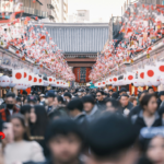 Le Japon débordé par les touristes qui l’aiment trop